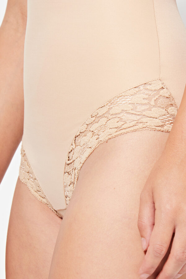 Culotte gainante ventre plat